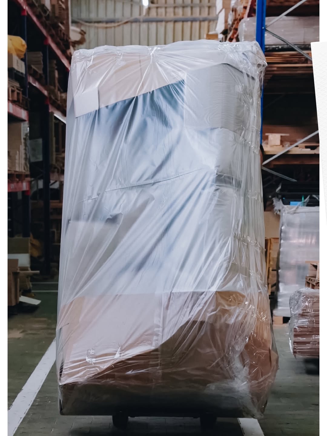 Kvalitetssofa i brug i en dansk stue